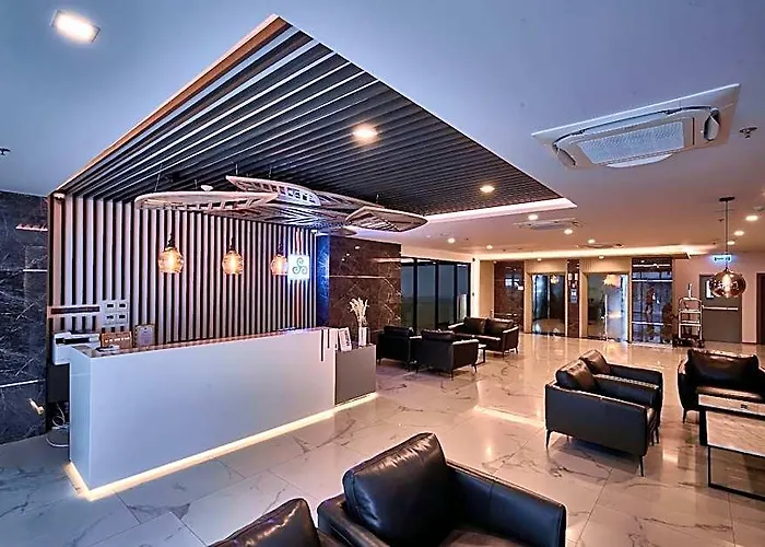 Samyan Serene